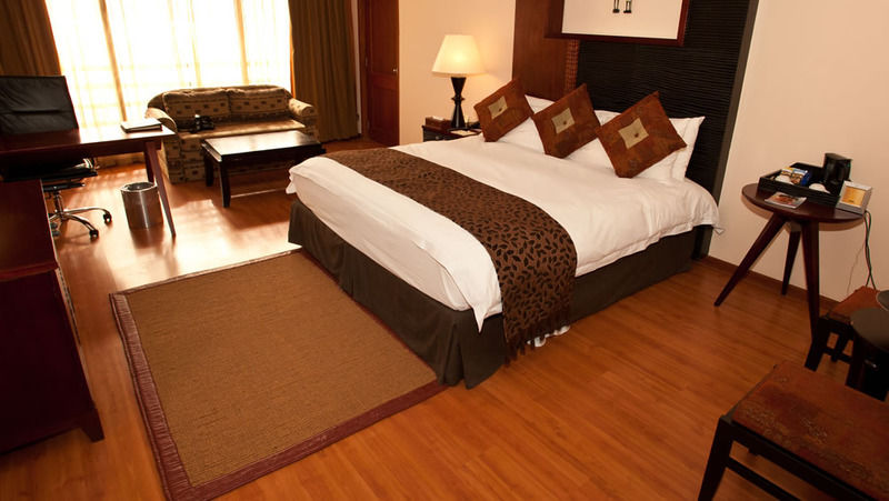 Sea Cliff Hotel Dar-es-Salaam Eksteriør bilde