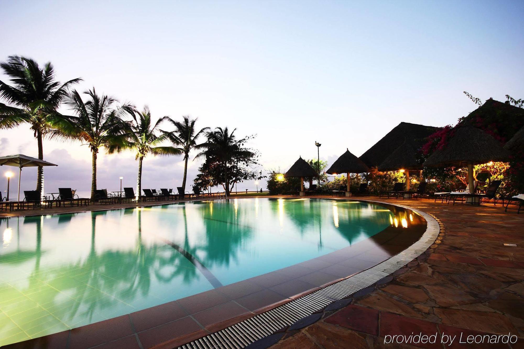Sea Cliff Hotel Dar-es-Salaam Eksteriør bilde