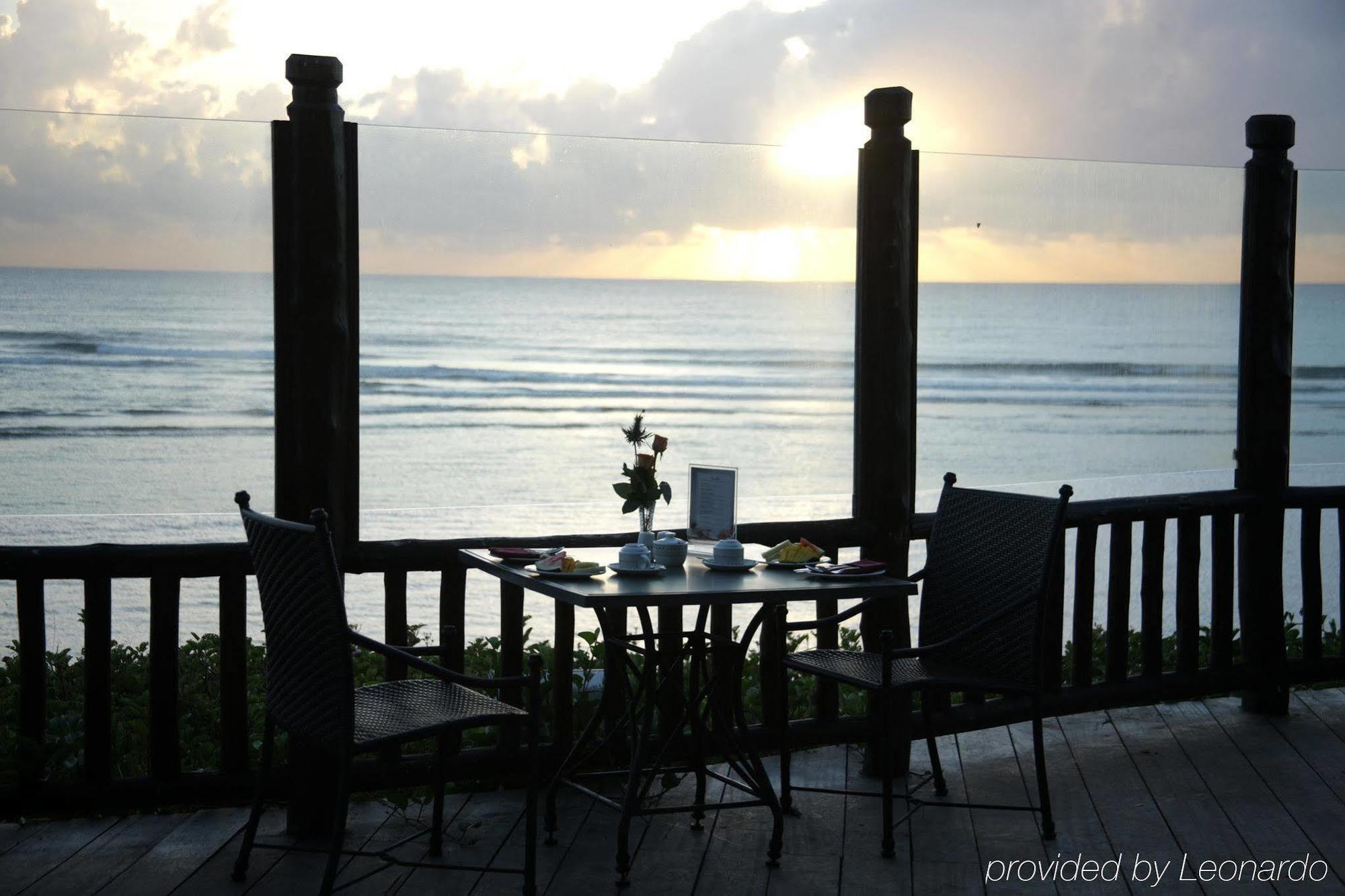Sea Cliff Hotel Dar-es-Salaam Eksteriør bilde