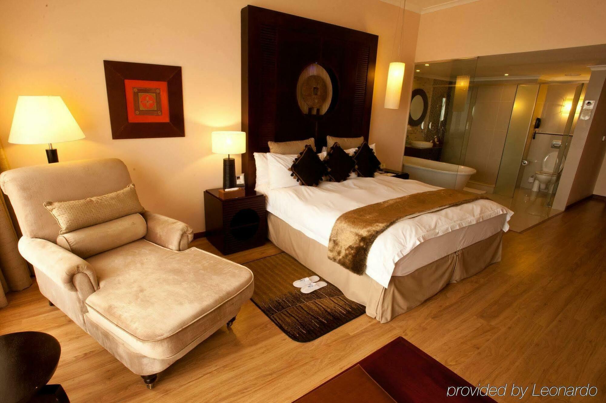 Sea Cliff Hotel Dar-es-Salaam Eksteriør bilde