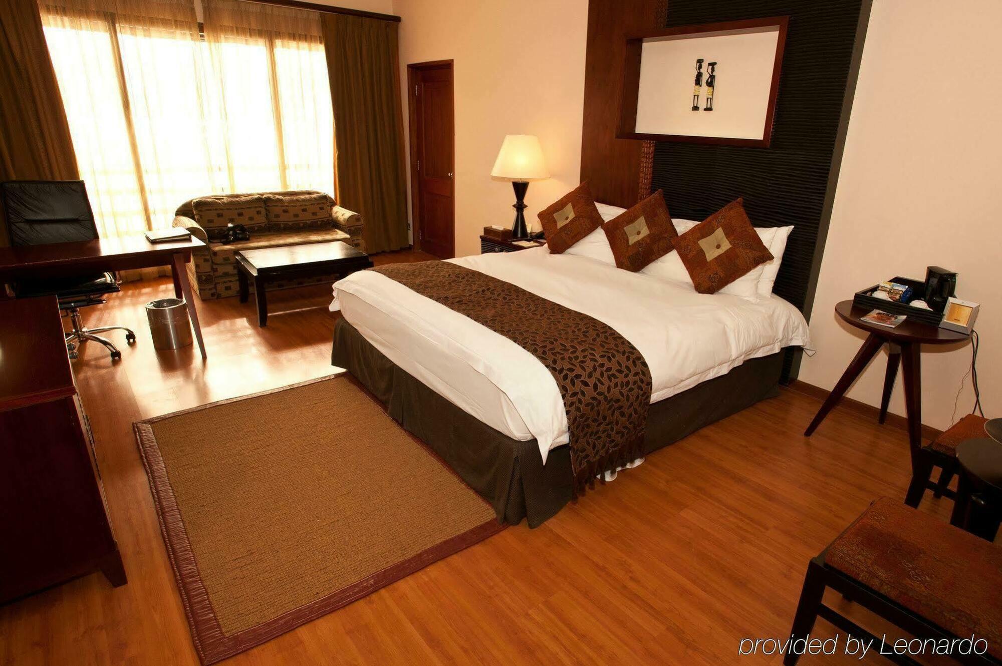 Sea Cliff Hotel Dar-es-Salaam Eksteriør bilde